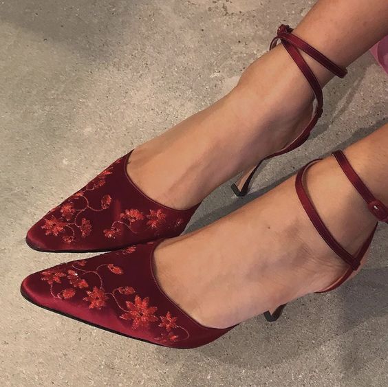 Manolo Blahnik Red Embroidered Heel (EU 40,5 / 41)