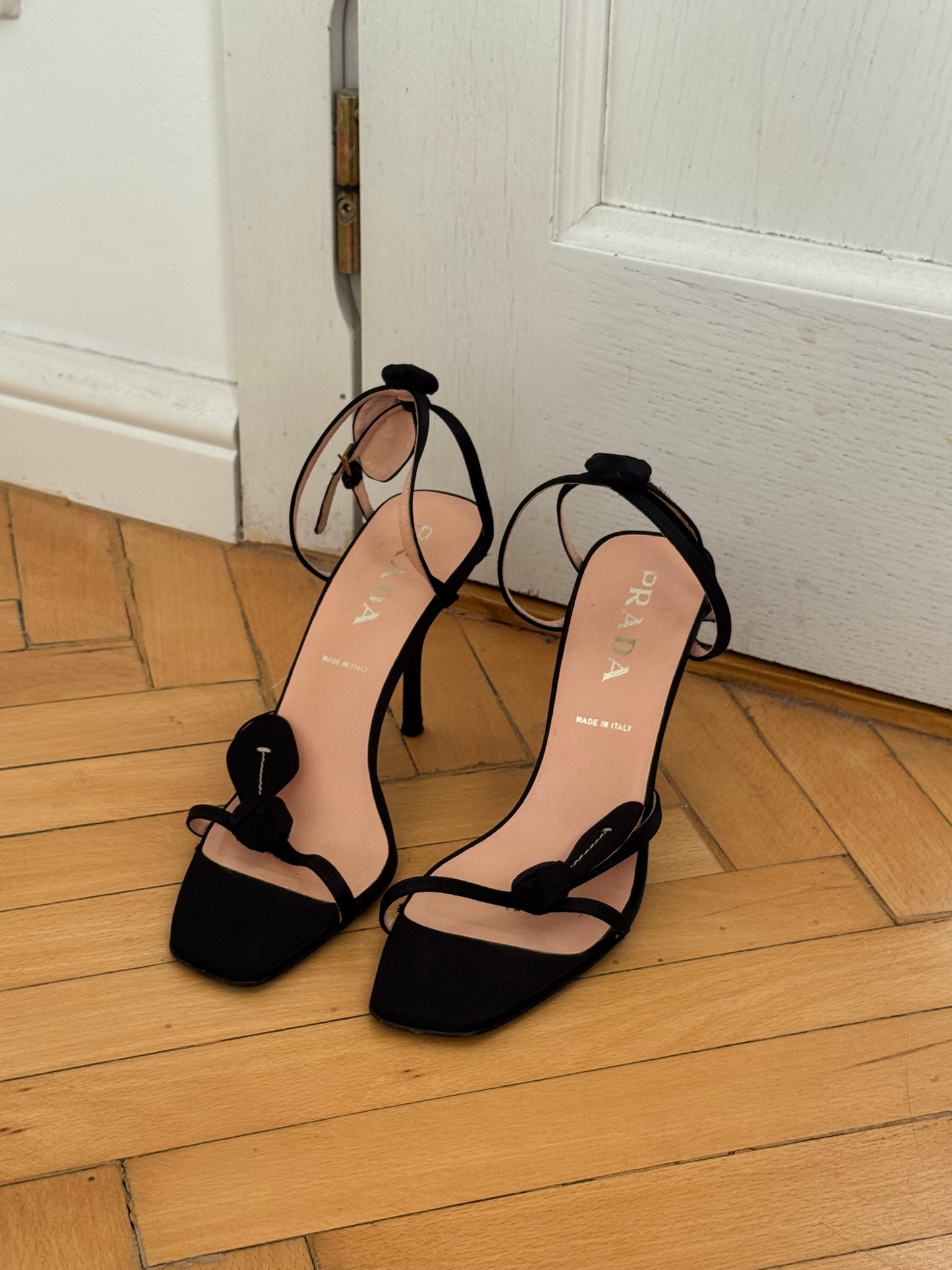 Prada Vintage 90s Rosebud Satin Silk Sandals (EU 39,5)