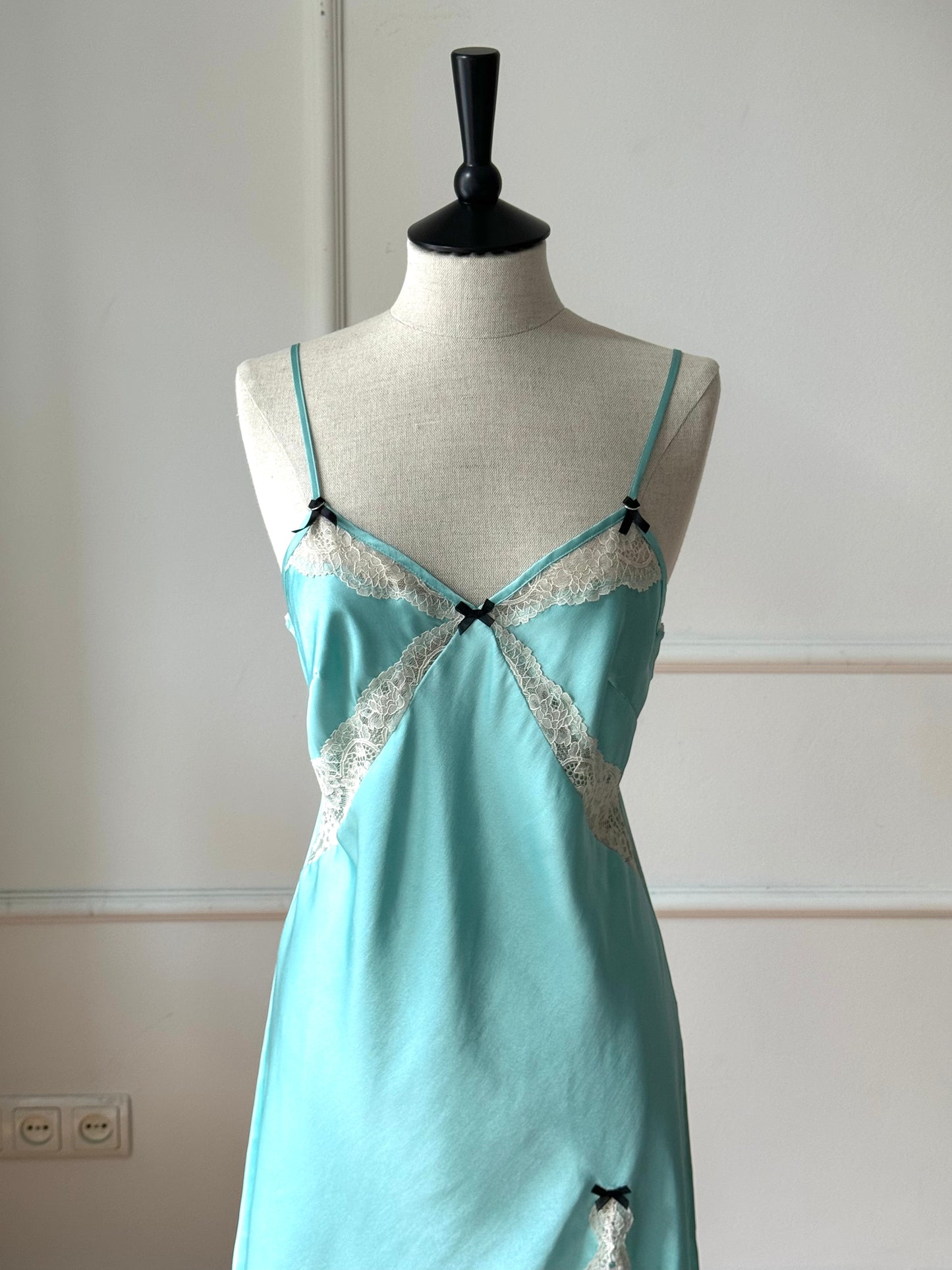 Vintage Victoria's Secret Slip Dress In Blue (M-L)