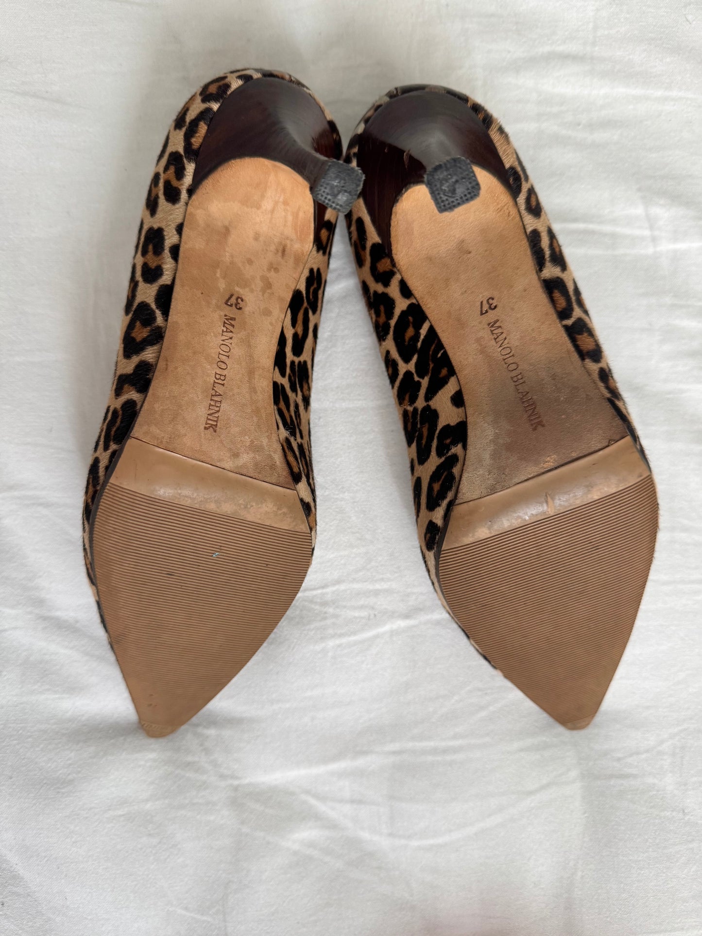 Manolo Blahnik Vintage Animal Print Cheetah Heels (EU 37)