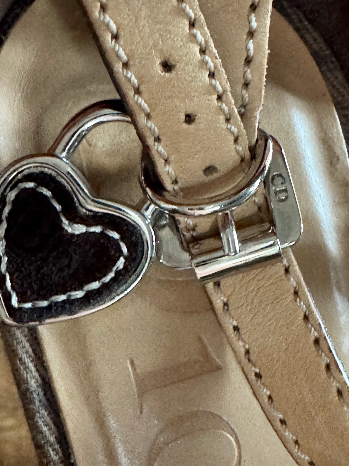 ICONIC Dior Romantique Heart Charm Heels (EU 37-37,5)