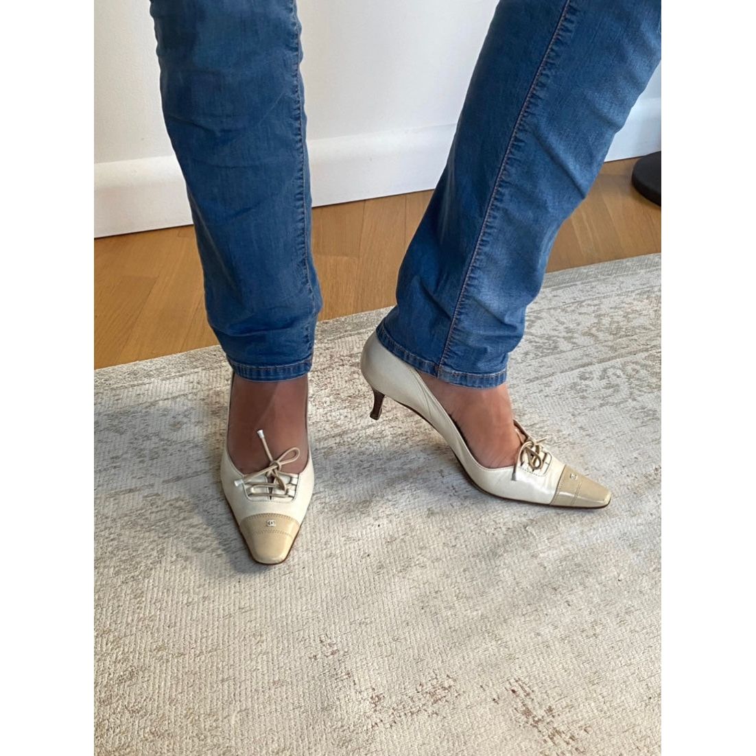 Chanel Beige Pumps (EU 39.5 / US 38,5)