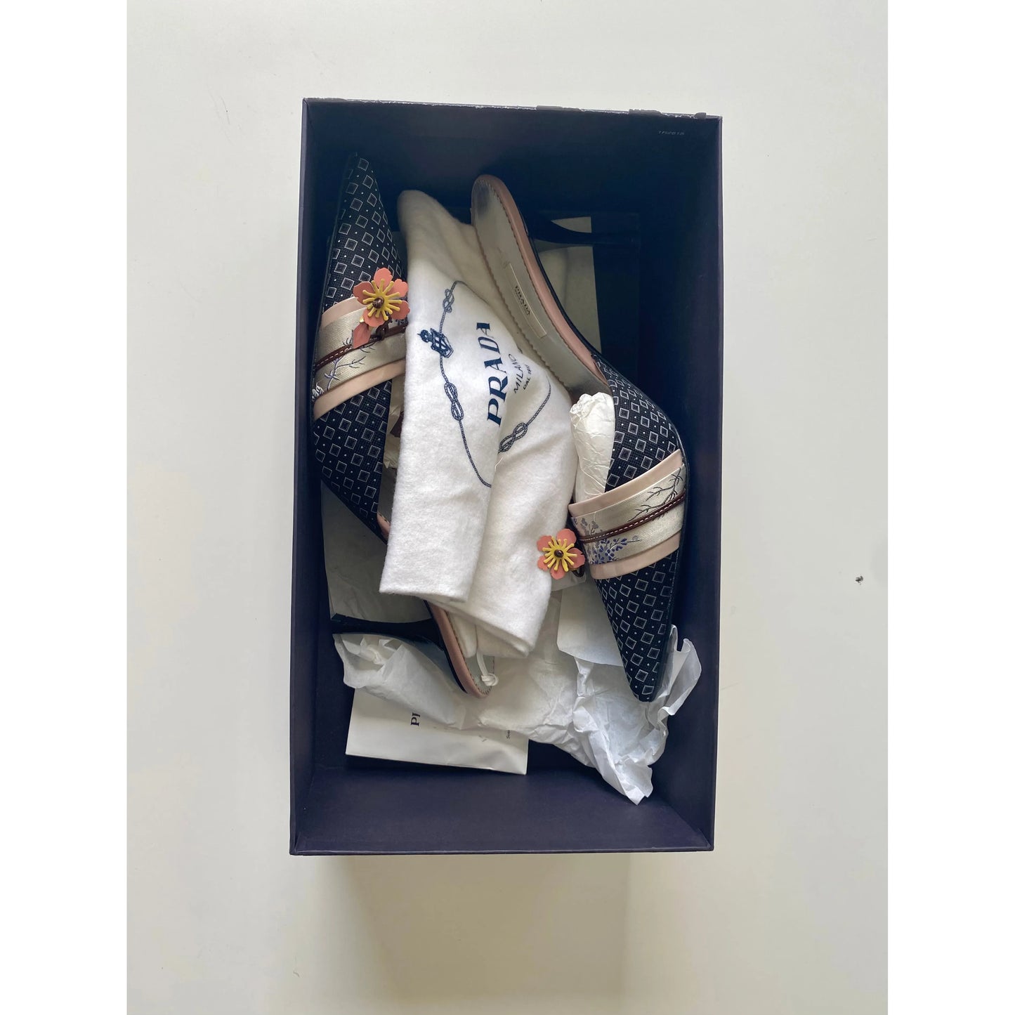 Prada Kitten Heel Pointed Mules (EU 37,5 / US 6.5)