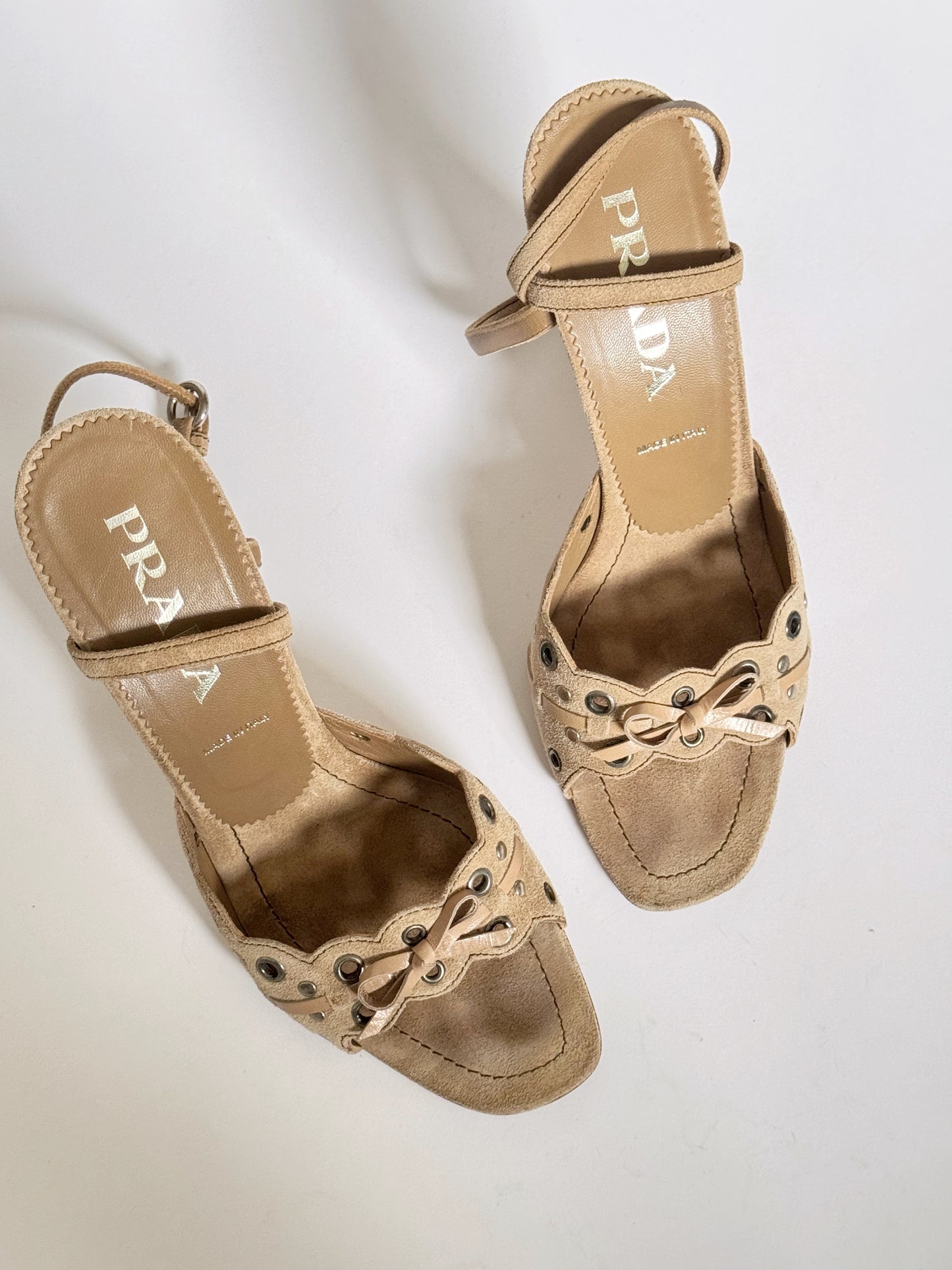 Prada Eyelet Bow Sandals in Beige (EU 40)