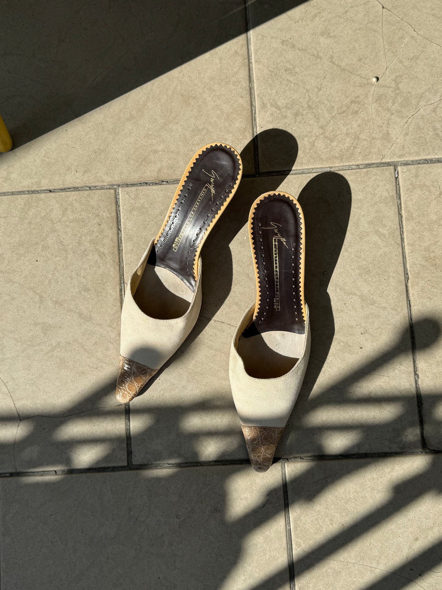 Giuseppe Zanotti Vintage Kitten Heels (EU 38,5)