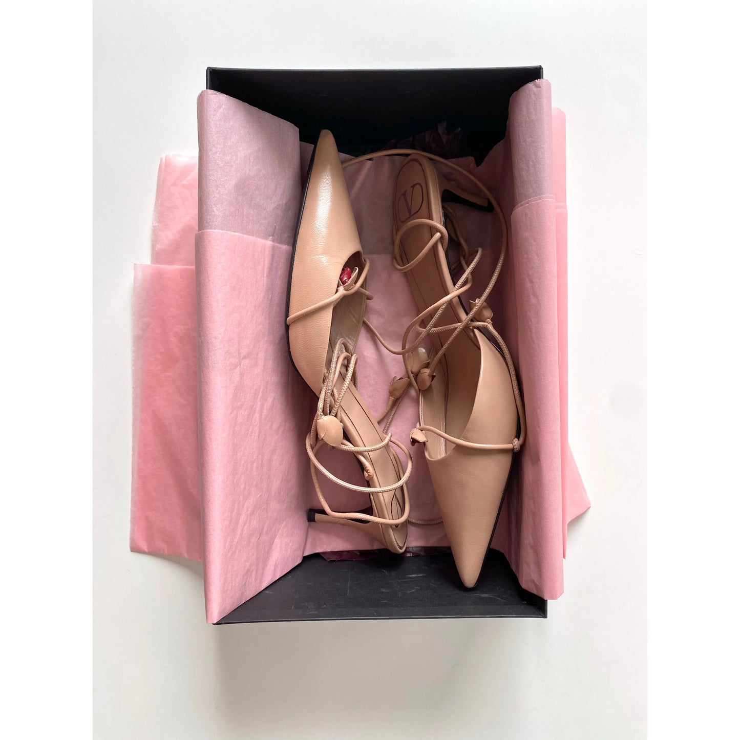 Valentino Garavani Flower Rosebuds Heels (EU 40 / US 9)