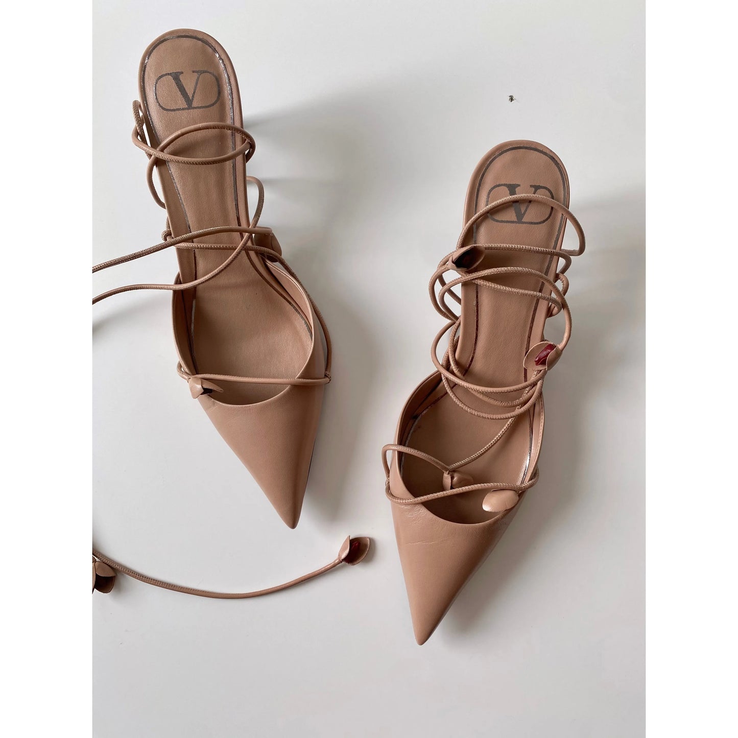 Valentino Garavani Flower Rosebuds Heels (EU 40 / US 9)