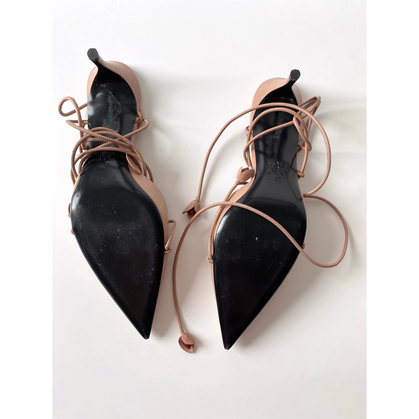 Valentino Garavani Flower Rosebuds Heels (EU 40 / US 9)