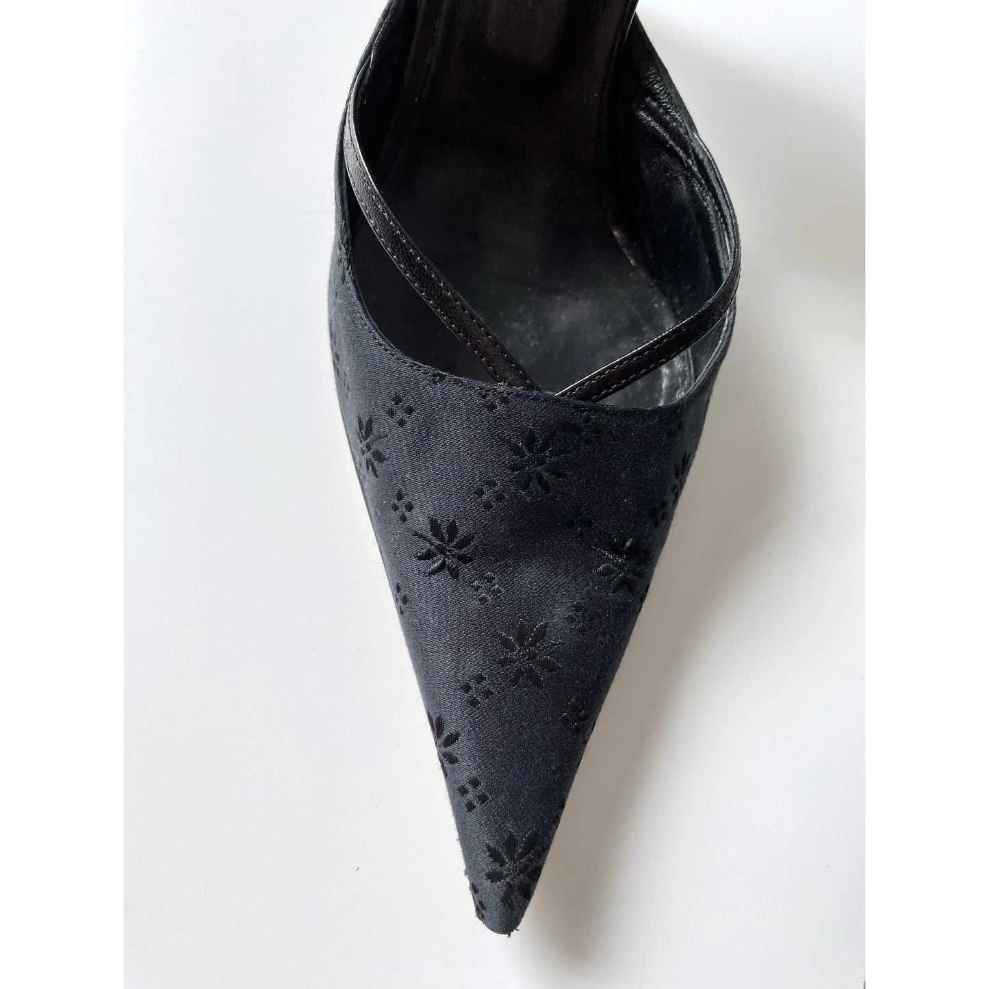 Dolce & Gabbana Ankle Strap Heels (EU 40)