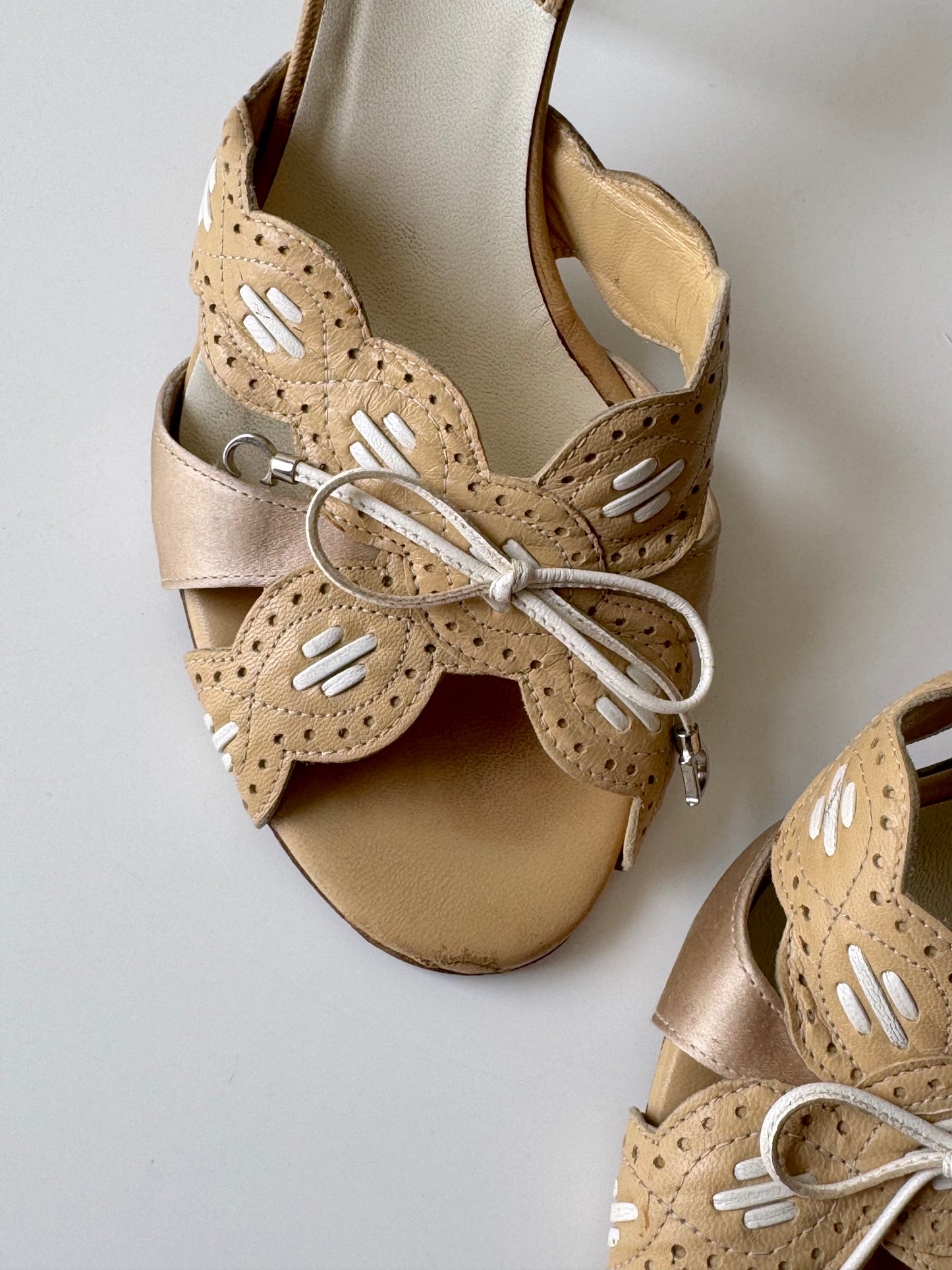 Christian Dior Beige Mules (EU 38,5)