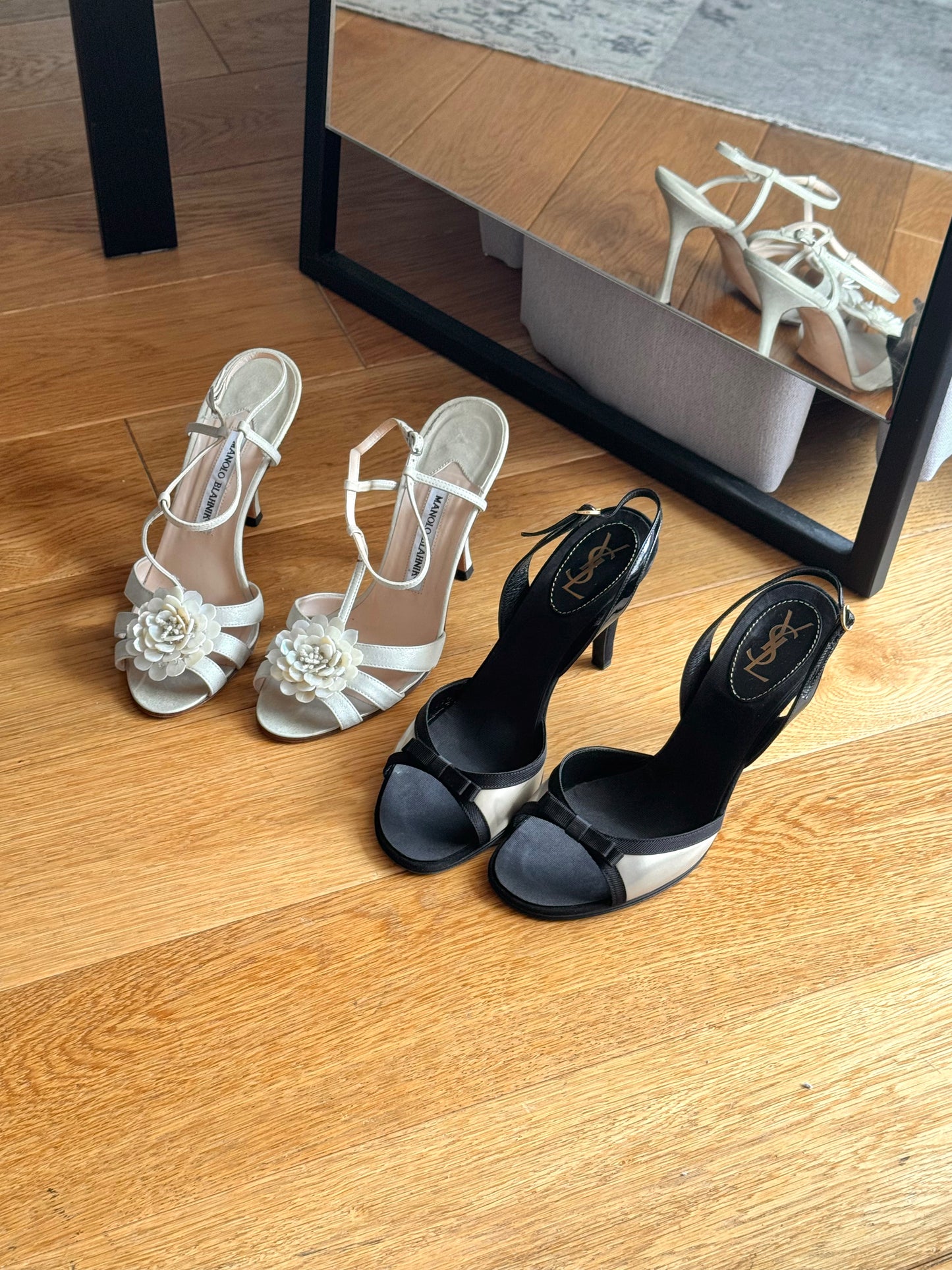 Manolo Blahnik Flower Sandals (EU 38)
