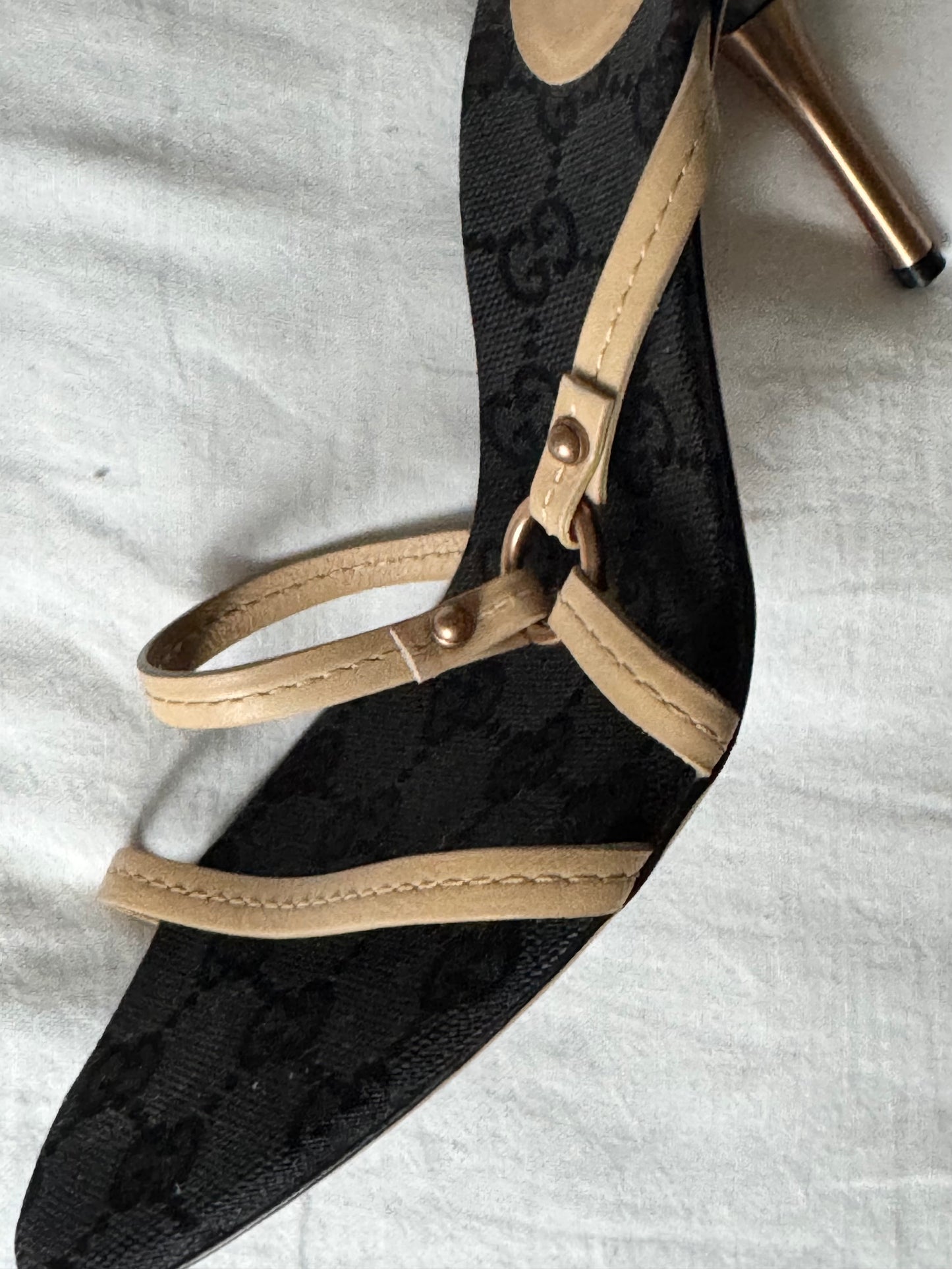 Gucci by Tom Ford Vintage Strappy Sandals (EU 37)