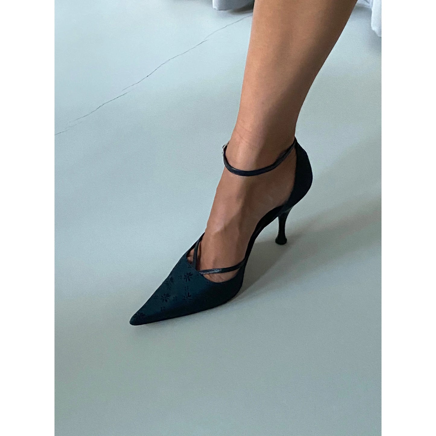 Dolce & Gabbana Ankle Strap Heels (EU 40)