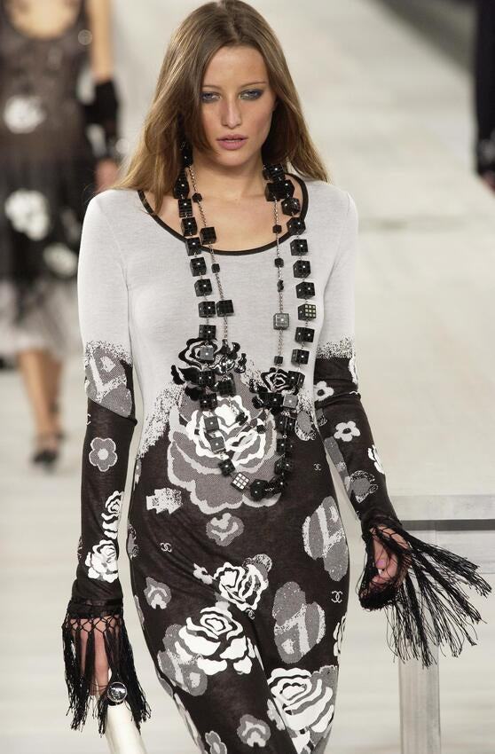 RUNWAY Chanel S/S 2004 by Karl Lagerfeld Black and White Camellia Fringe Top (S / FR 36)