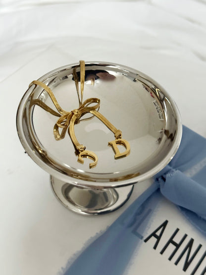 ICONIC Christian Dior CD Gold-plated Bow Ribbon Necklace in Gold