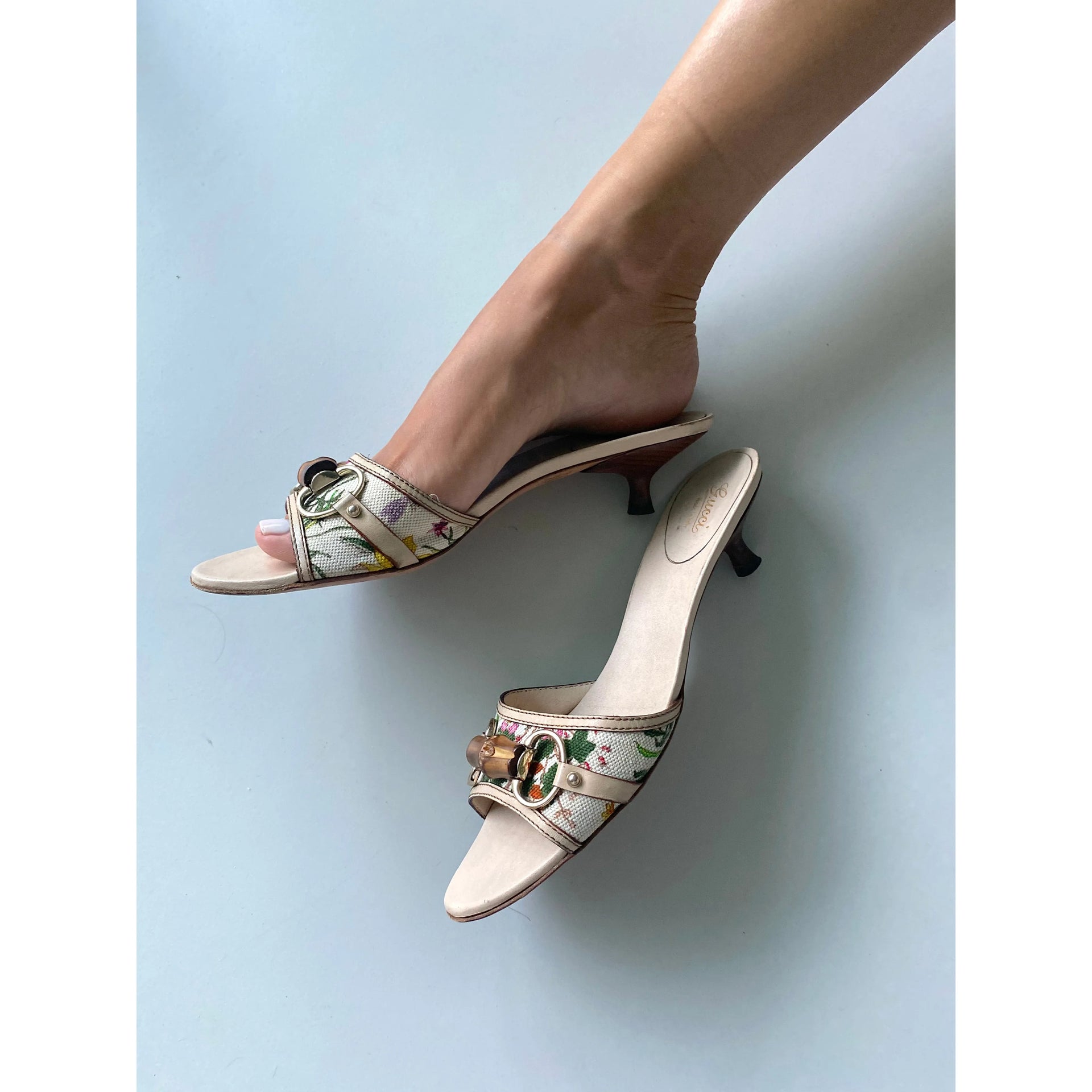 Floral gucci mules sales