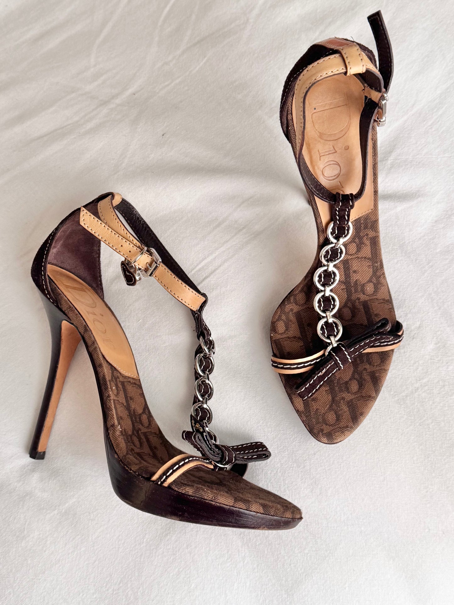 ICONIC Dior Romantique Heart Charm Heels (EU 37-37,5)