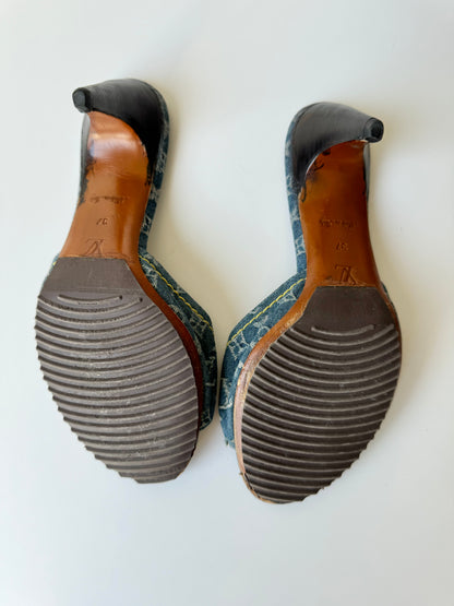 Louis Vuitton Bow Denim Mules (EU 37)