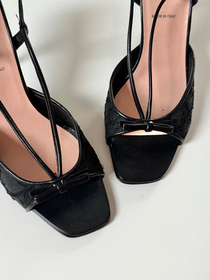 ICONIC Prada Vintage Bow Heels (EU 39,5)
