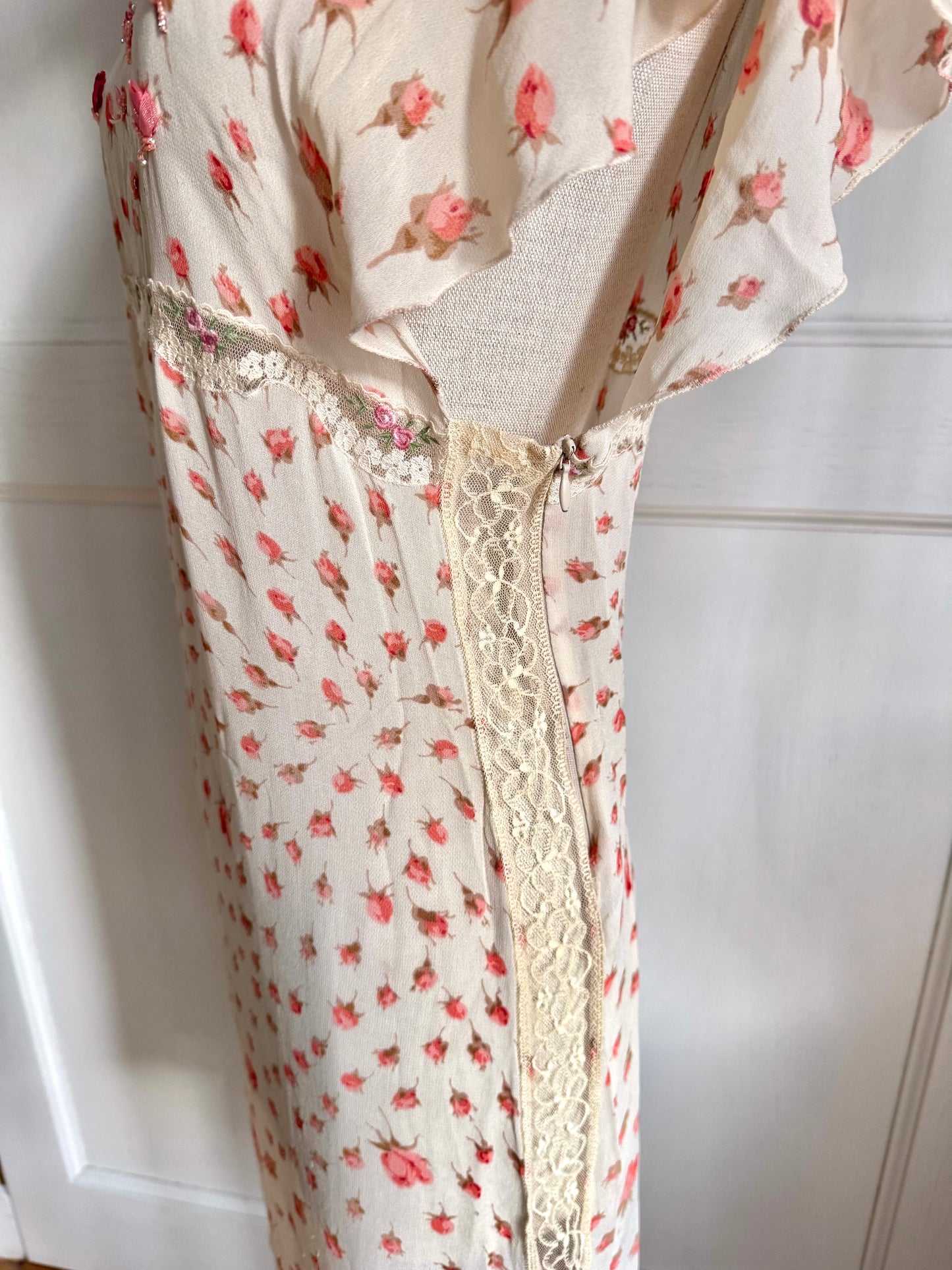 ICONIC Blumarine Spring / Summer 2000 Floral Silk Dress (M)