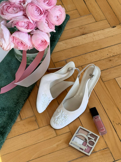 Vera Wang Vintage Embroidered & Beaded Bridal Off-White Heels (EU 40 / 40,5)