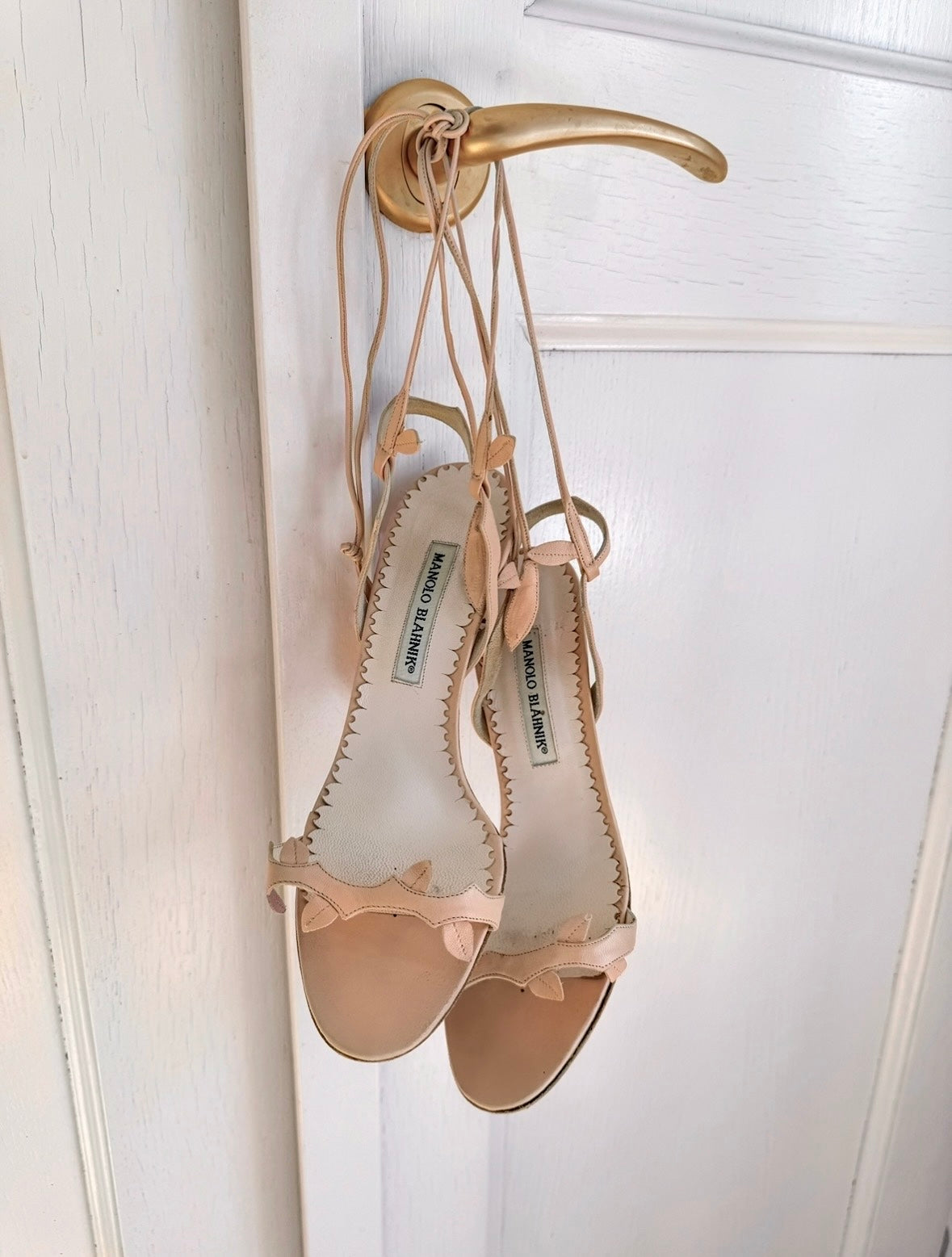 ICONIC Manolo Blahnik Vine Strappy Sandals Heels In Nude (EU 38)