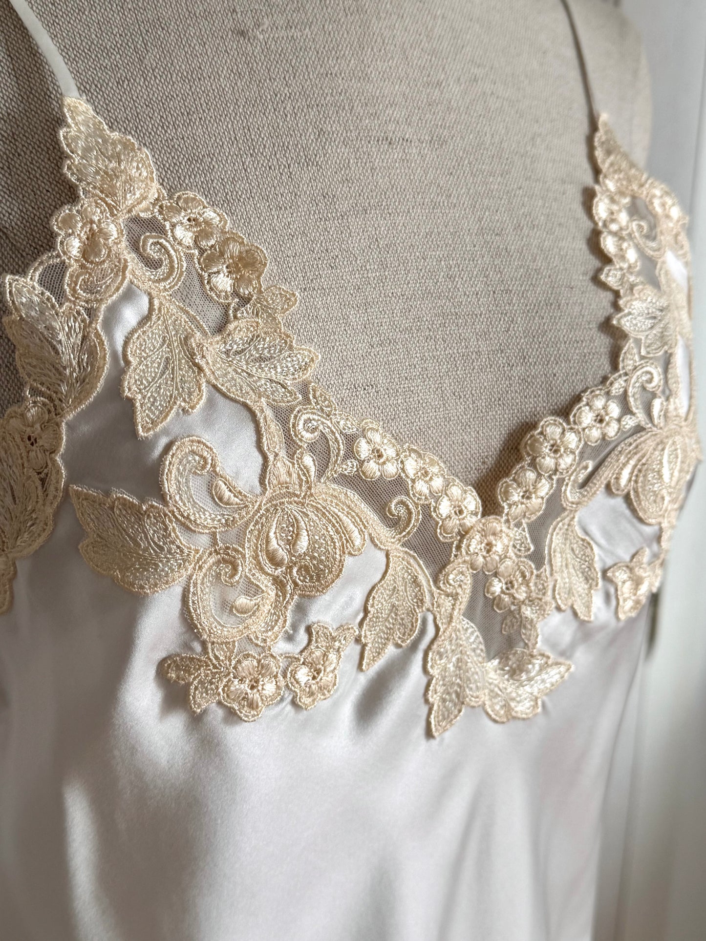 ICONIC La Perla 1990s Vintage Slip Dress White & Écru (S)