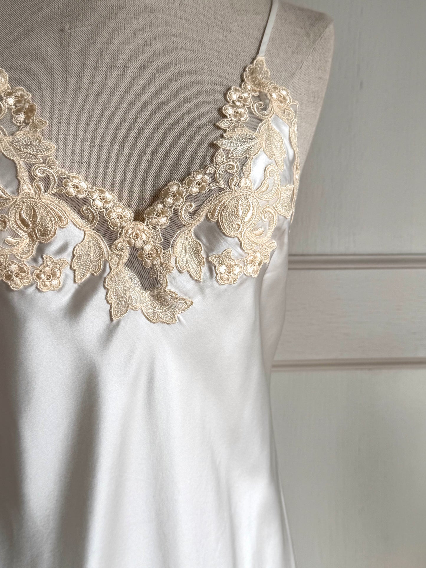 ICONIC La Perla 1990s Vintage Slip Dress White & Écru (S)