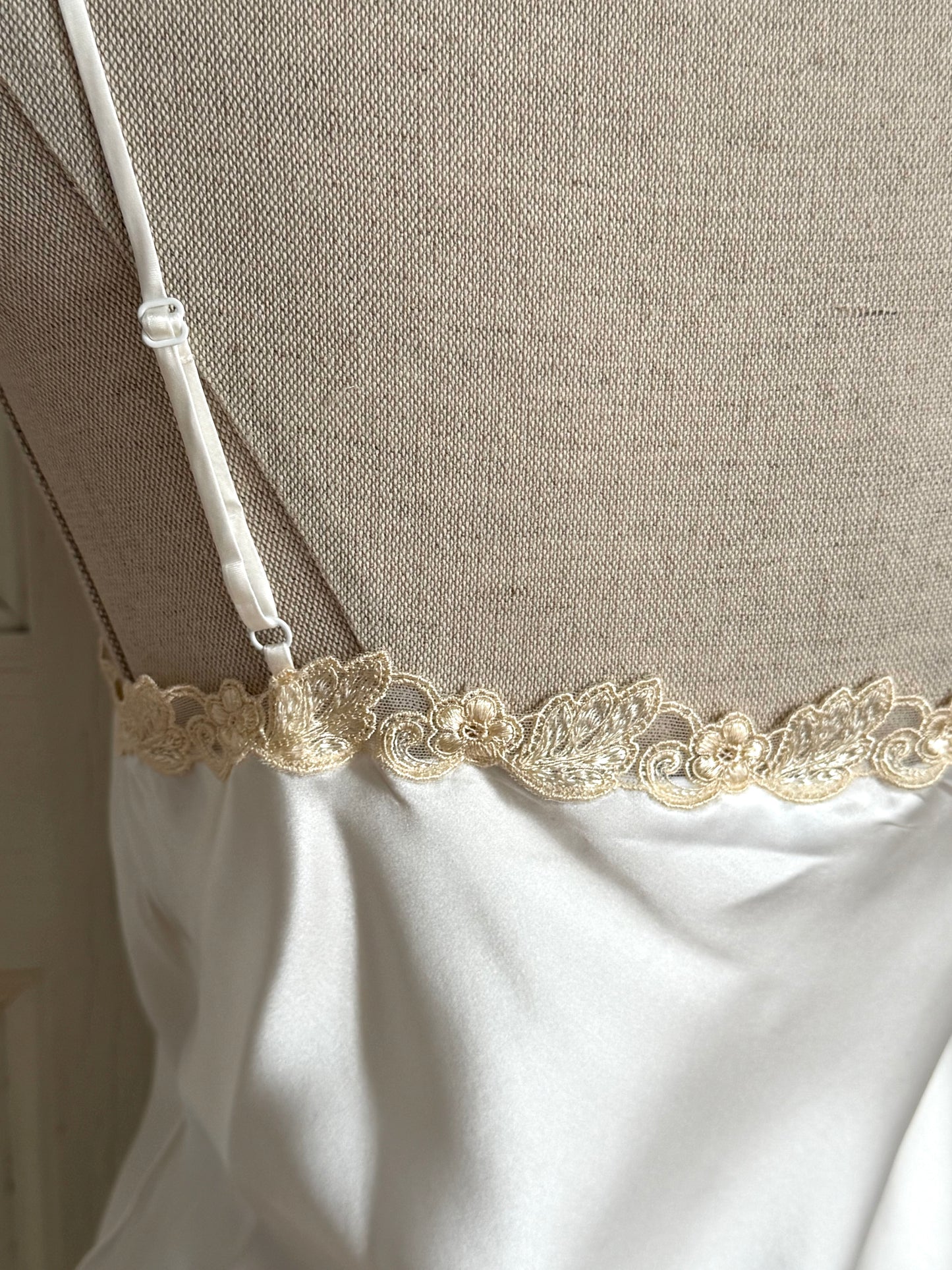 ICONIC La Perla 1990s Vintage Slip Dress White & Écru (S)