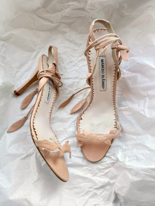 ICONIC Manolo Blahnik Vine Strappy Sandals Heels In Nude (EU 38)