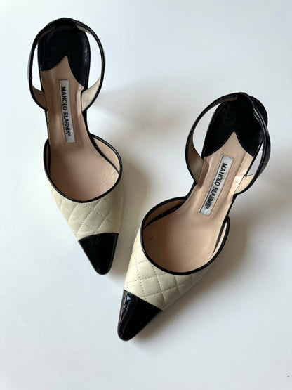 Manolo Blahnik Bicolor Cream & Black Pumps (EU 37)