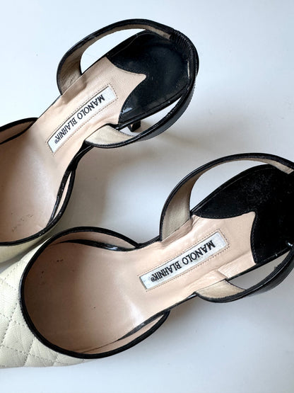 Manolo Blahnik Bicolor Cream & Black Pumps (EU 37)