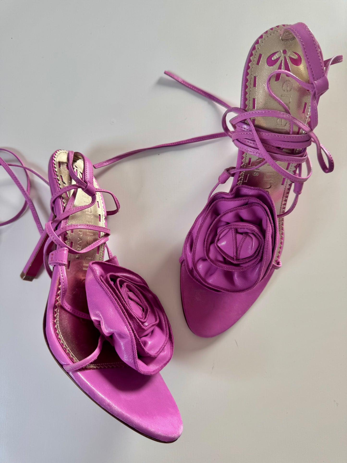 Emanuel Ungaro Rose Lace-Up Sandals (EU 37,5)