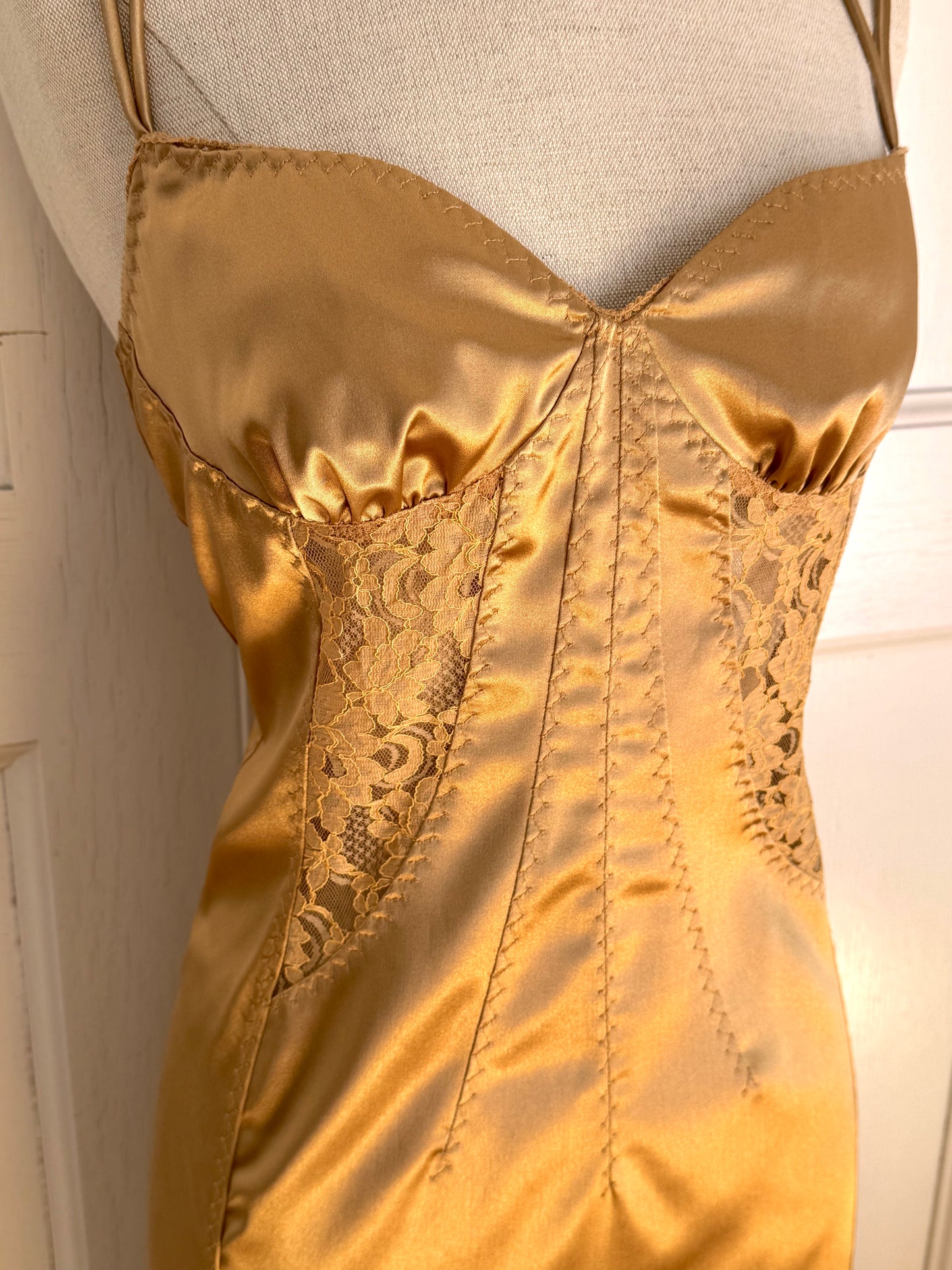 RUNWAY D&G Gold Fall / Winter 2003 Bodycon Corset Dress With Lace (L)