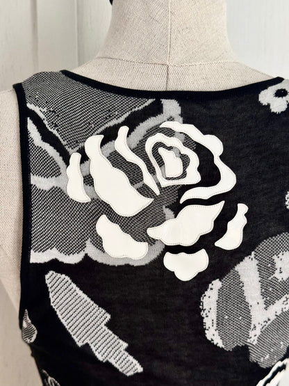 RUNWAY Chanel S/S 2004 by Karl Lagerfeld Black and White Camellia Fringe Top (S / FR 36)