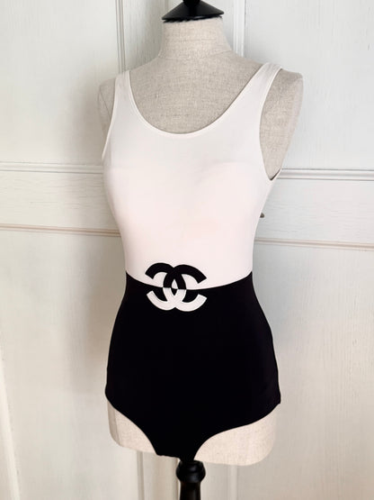 ICONIC Chanel Black & White 2019 One-Piece Swimsuit (S)