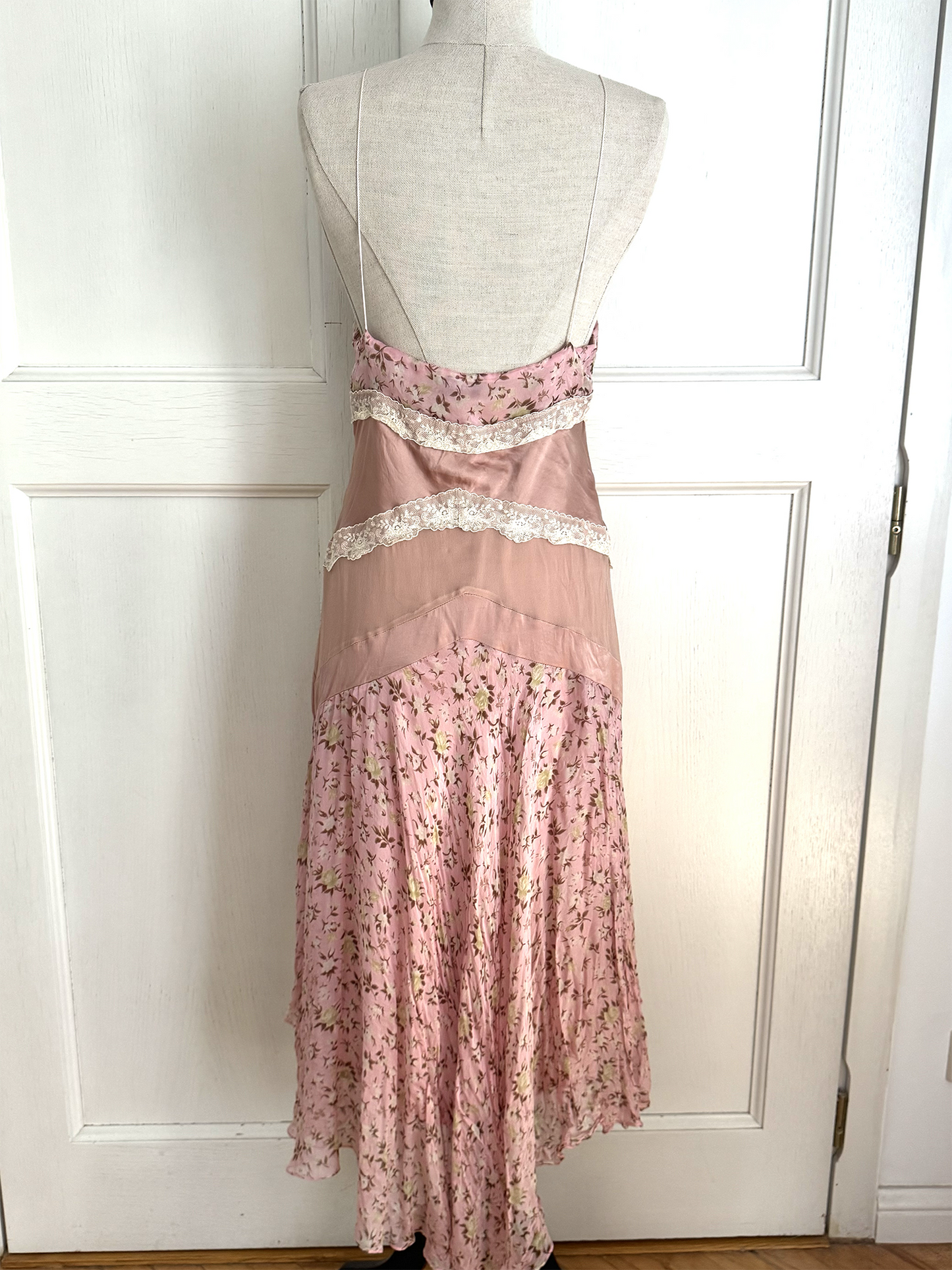 RUNWAY Dolce and Gabbana D&G Floral Silk Dress in Pink F/W 2004 (S)
