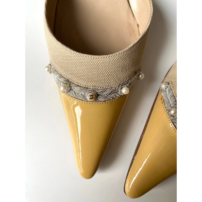 RARE Vintage Chanel Pearl Slingback Kitten Heels 90s (EU 37)