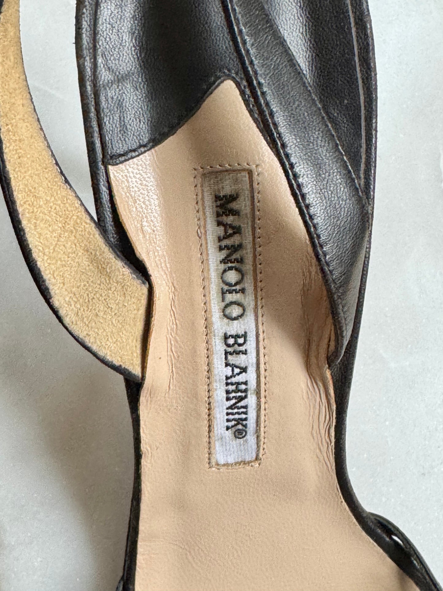 Manolo Blahnik Vintage Rose Sandals (EU 38,5)